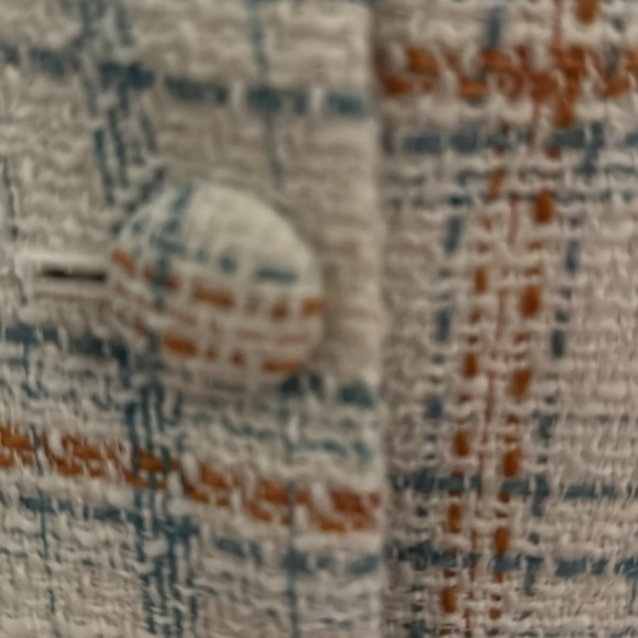 Lauren Conrad. Great blazer for fall. 24” jacket length.  NWT. - Picture 4 of 7